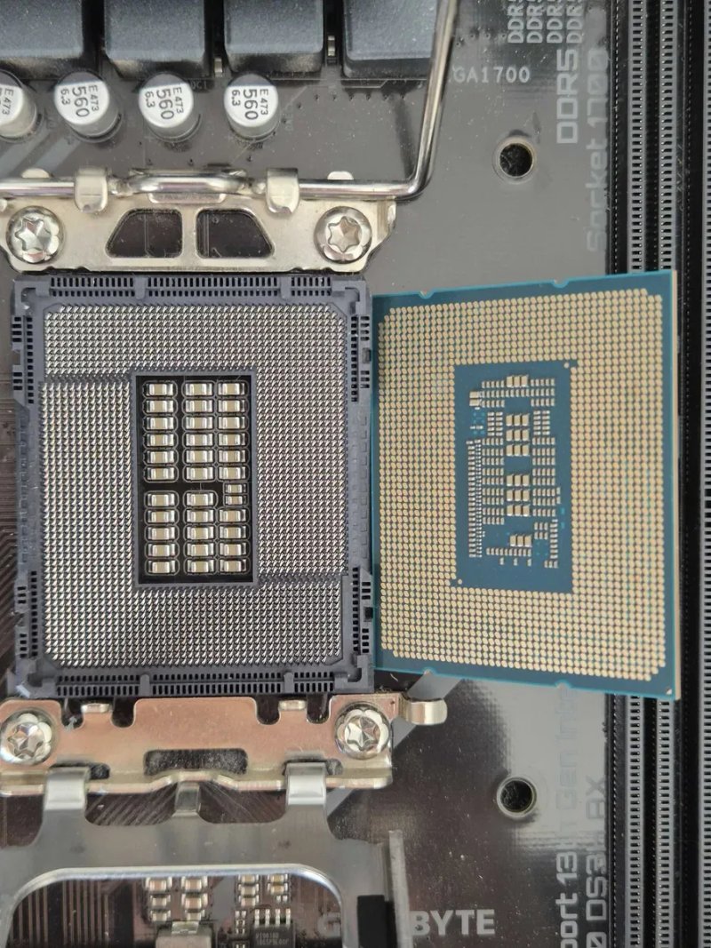s1700 материнка ATX GigaByte B760 DS3H AX WiFi (DDR5). Trade-in — фото 3