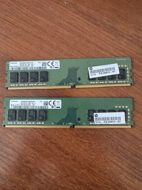Samsung 16GB DDR4 2400 MHz (2×8GB)