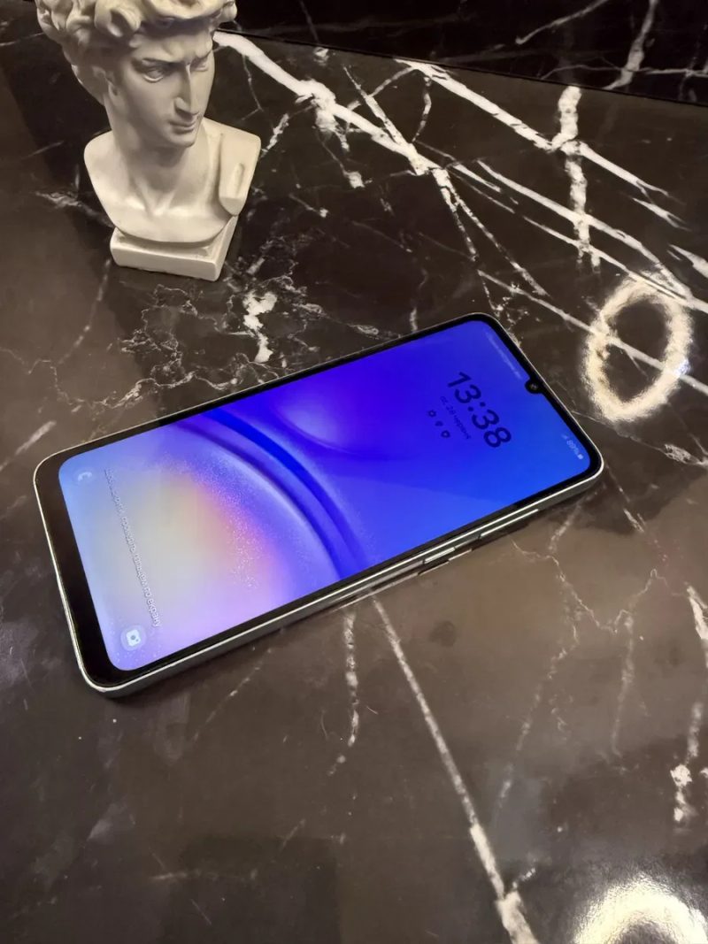Samsung Galaxy A05 4/128 gb white — фото 3