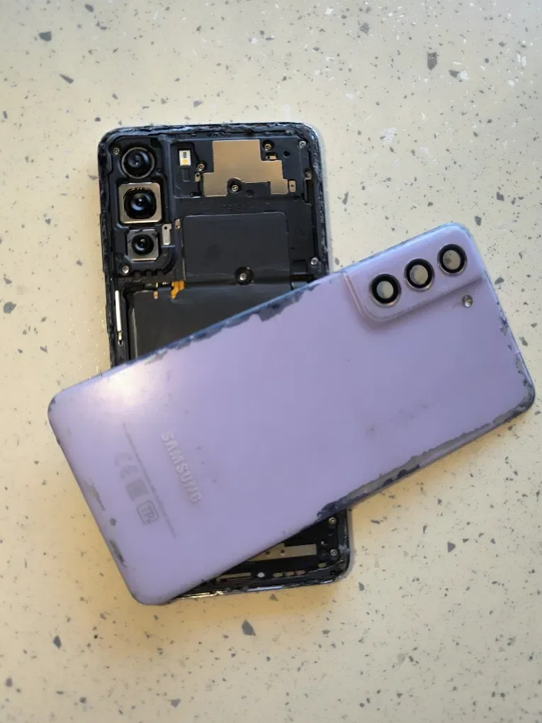 Samsung Galaxy S21 FE 5G — DEMO-версія | Є нюанси — фото 7