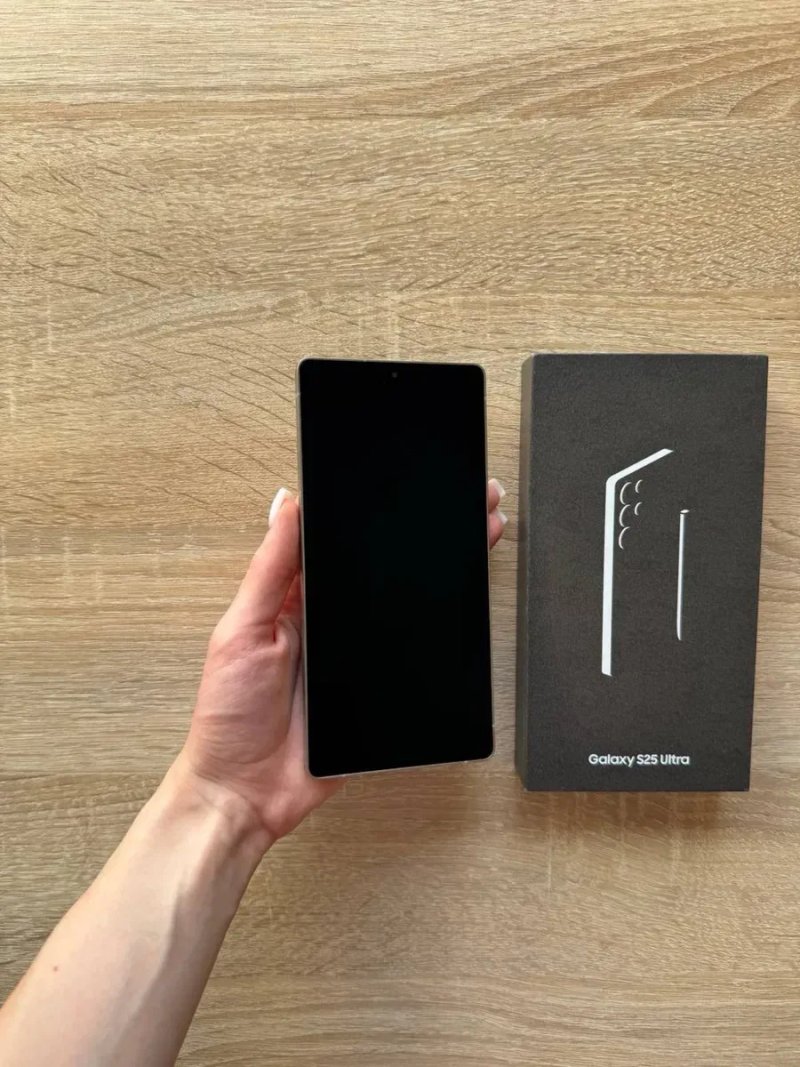Samsung s 25 Ultra 12/256gb Як Новий! Самсунг с 25 ультра — фото 2
