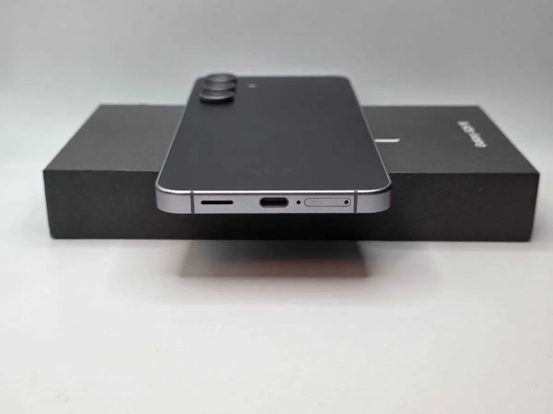 Samsung S25FE 8|128 Європа Новий/Вітринний — фото 4
