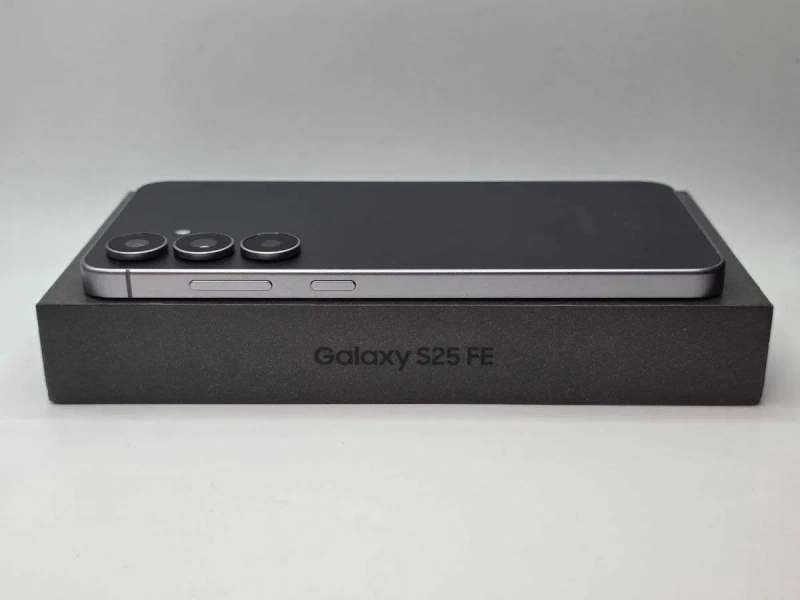 Samsung S25FE 8|128 Європа Новий/Вітринний — фото 5