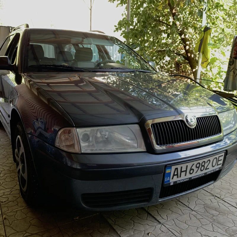 Scoda Octavia Tour A4 в отличном состоянии — фото 2