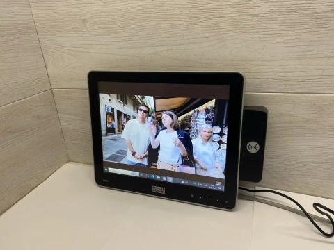 Сенсорний монітор Wincor Nixdorf BA92 / 12.1" / 800×600 /
