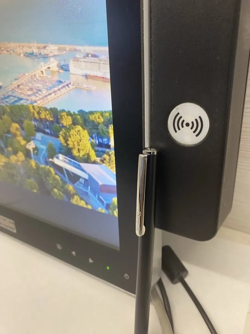 Сенсорний POS-монітор Wincor Nixdorf BA92 – 12.1",  без блока живлення — фото 6