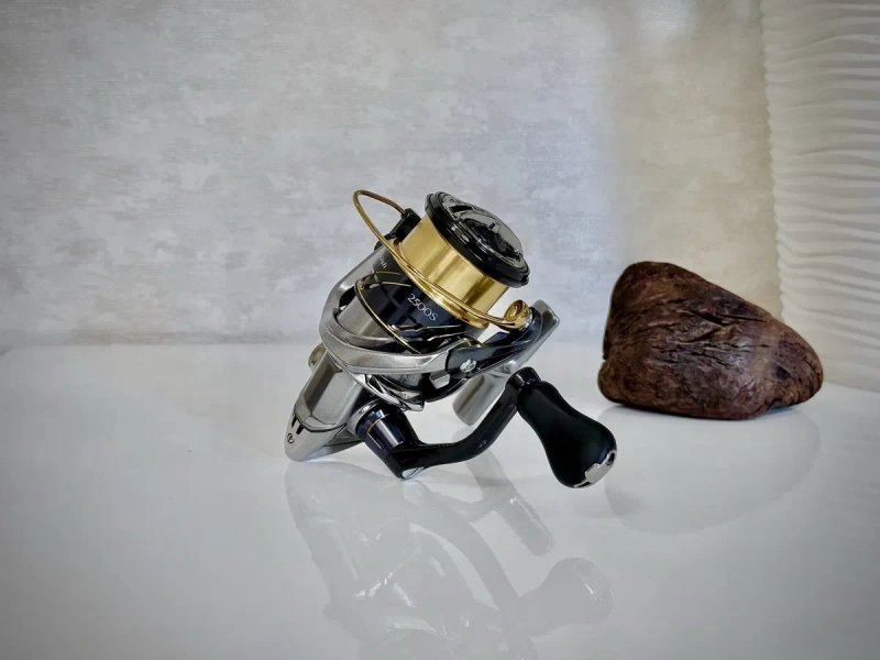 Shimano Vanquish 16 2500HGS — як нова! (JDM) — фото 2