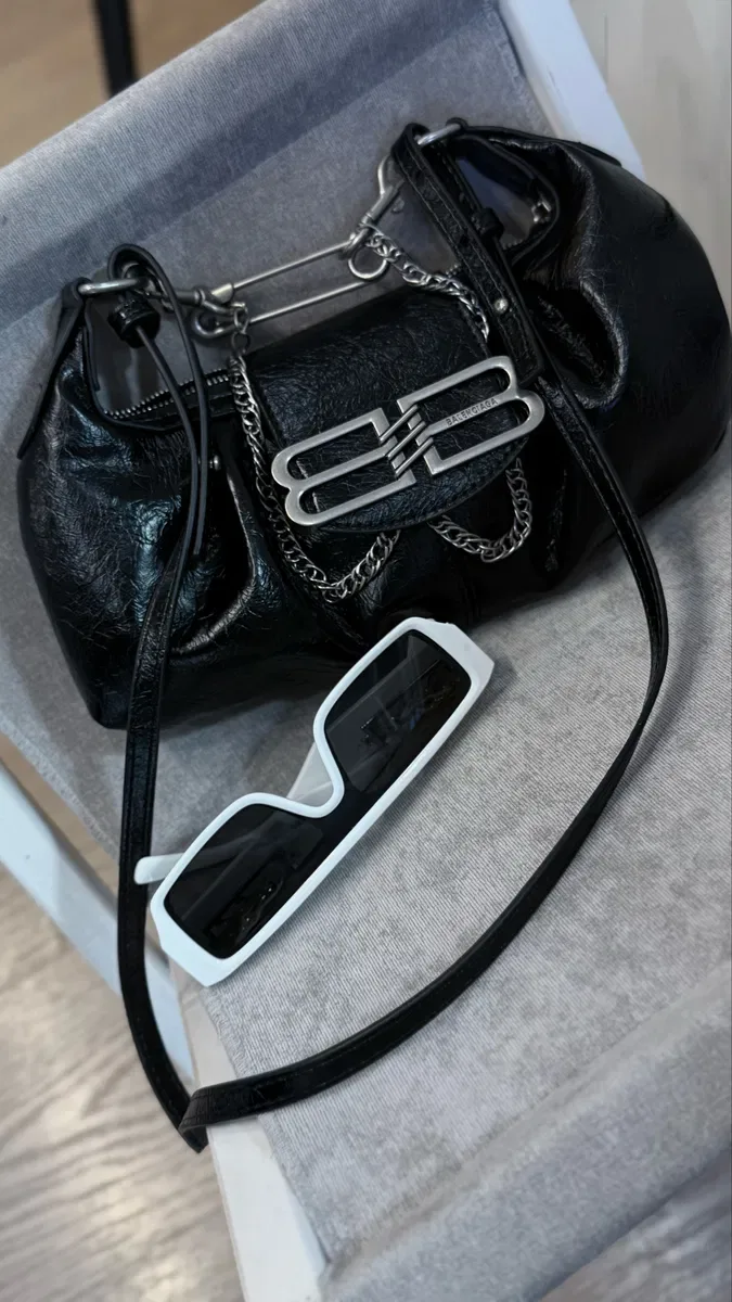 Шкіряна сумка Balenciaga Small Pamela — фото 7