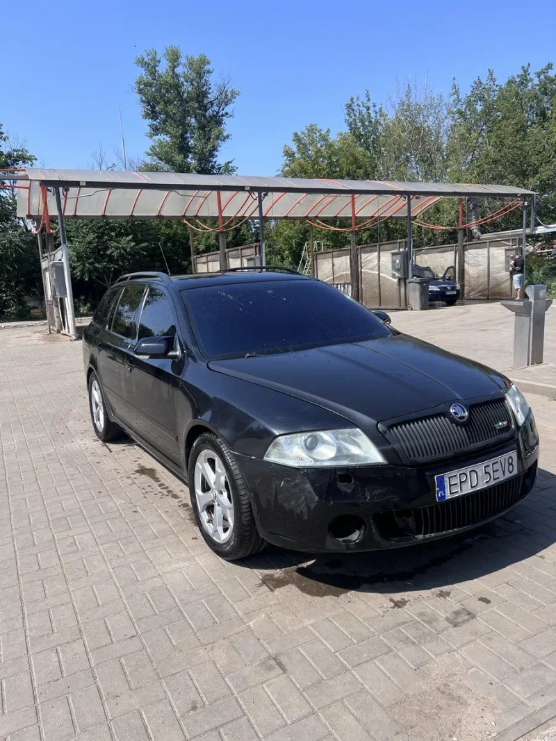 Шкода Октавиа а5 Vrs 2.0 tdi механника — фото 2