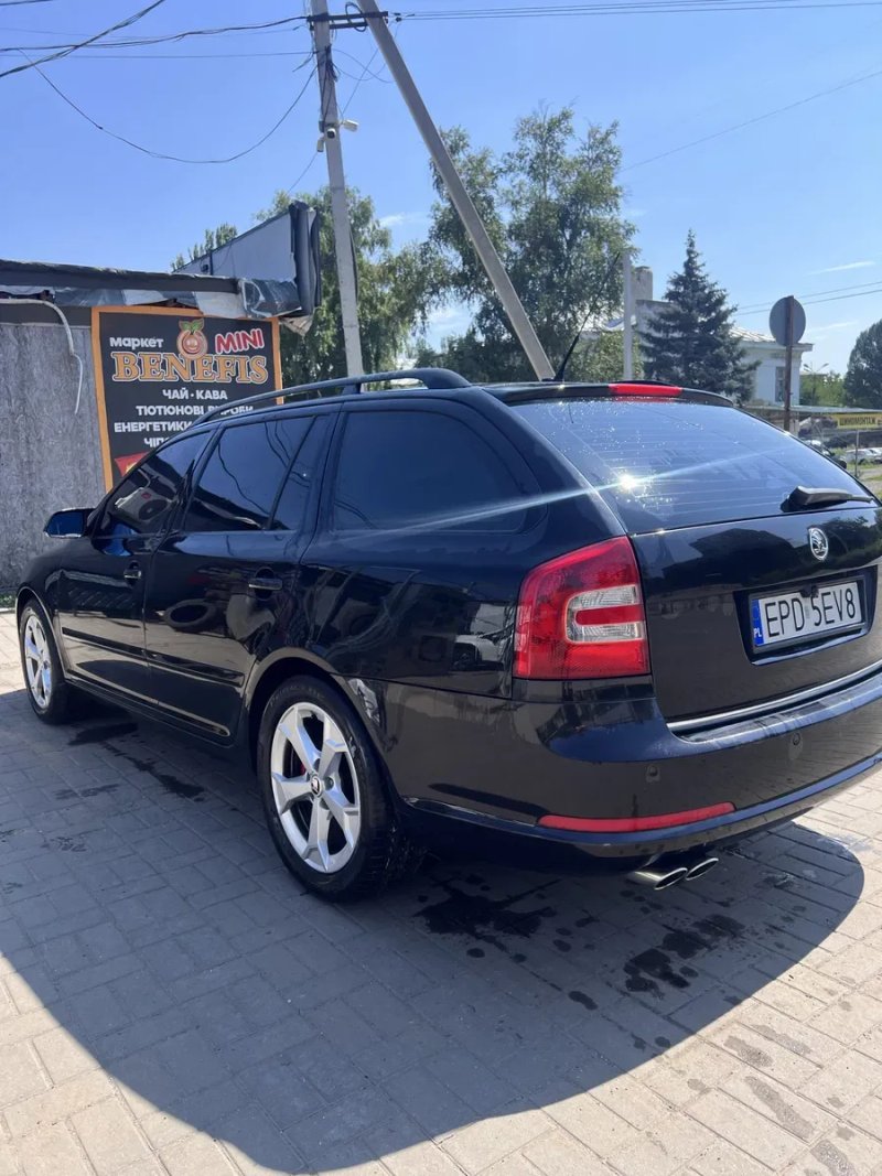 Шкода Октавиа а5 Vrs 2.0 tdi механника — фото 4
