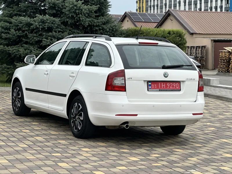 Шкода Октавія  1,6 бензин MPI + ГБО4 механіка Skoda Octavia A5 — фото 7