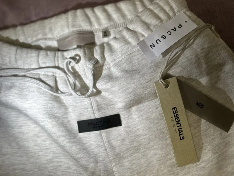 Шорти Essentials fear of god — фото 2