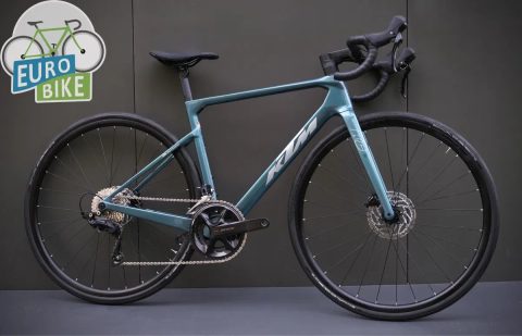 Шосейний велосипед KTM Alto Pro Shimano 105 (2025)