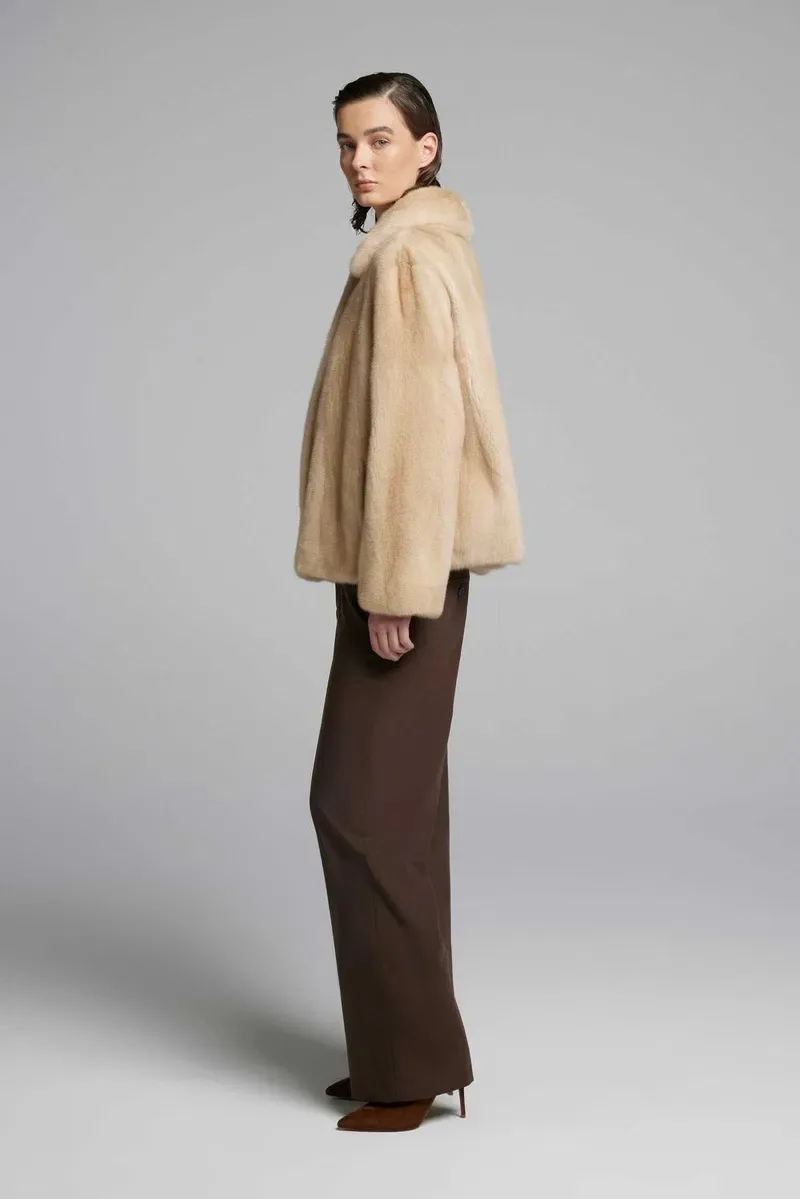 Шуба норковая норка эксклюзив saga furs Италия новая коллекция 2026 — фото 3