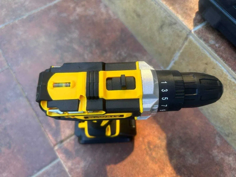 Шуруповерт 24V з набором інструментів DeWalt Набор инструментов деволт — фото 2