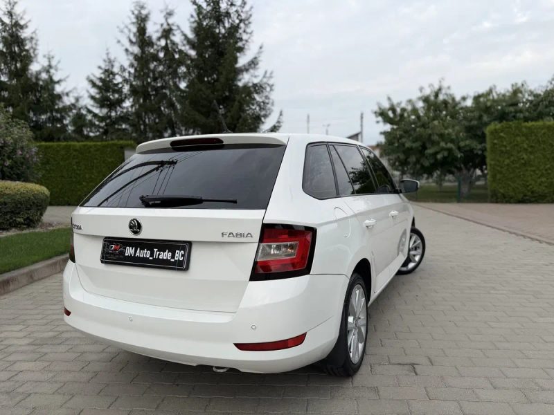 Skoda Fabia 2019 року — фото 5