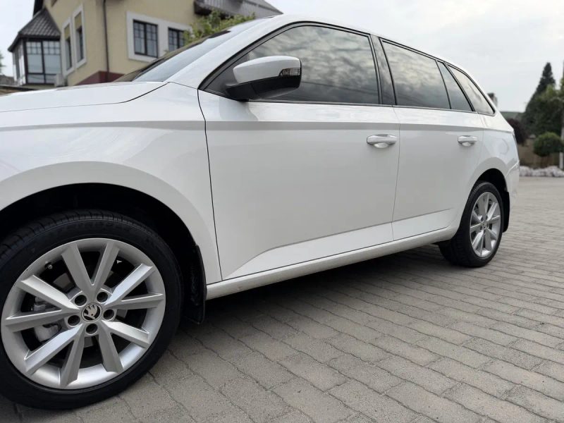Skoda Fabia 2019 року — фото 8