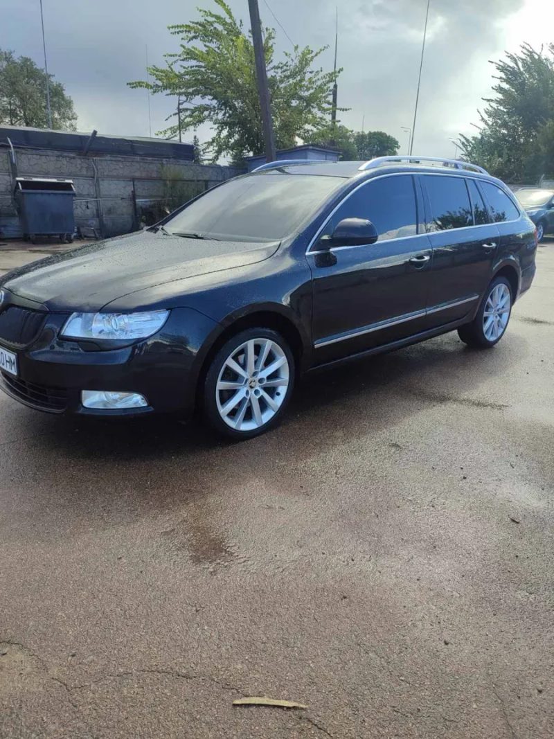 Skoda Superb  2.0 DSG — фото 6