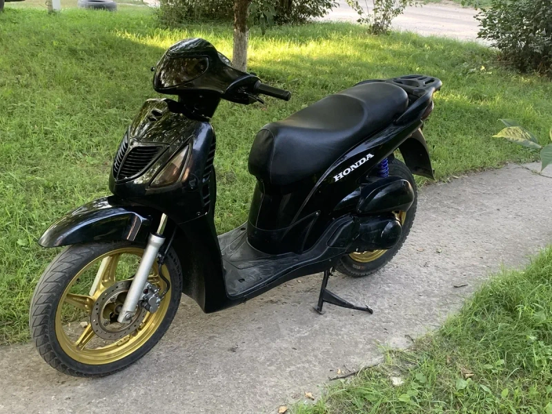 Скутер Honda Sh-125 — фото 2