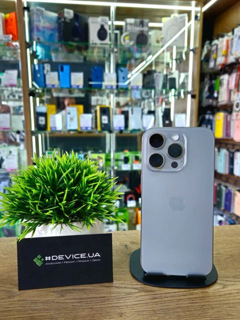 Смартфон iPhone 15 Pro 256Gb eSim (АКБ 100%) Neverlock