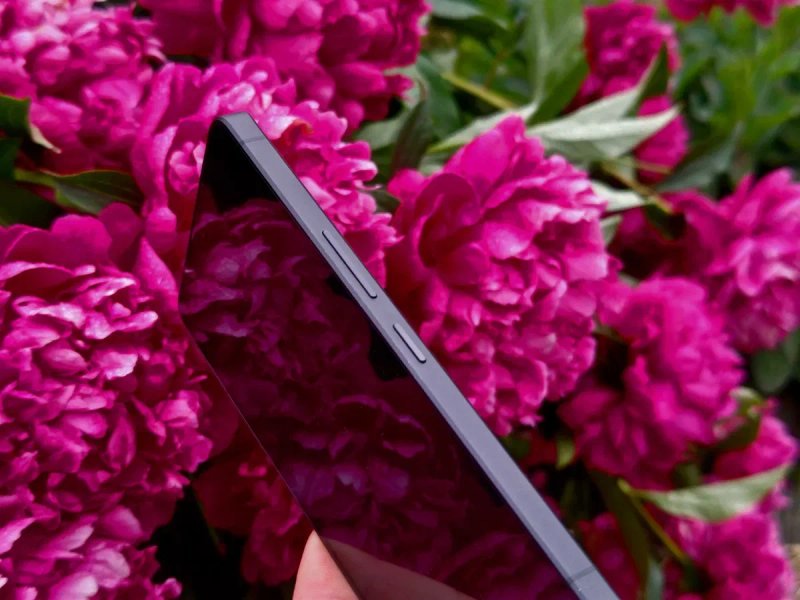 Смартфон Sharp AQUOS R8 Pro (2sim,Leica 1", 6.6"240Гц, NFC 12\256gb IP68, 5000ma) — фото 2