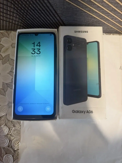 Смартфон Sunsung Galaxy A06