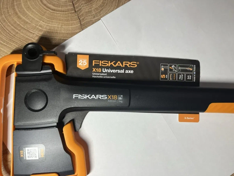 Сокира-колун Fiskars X18 — фото 2