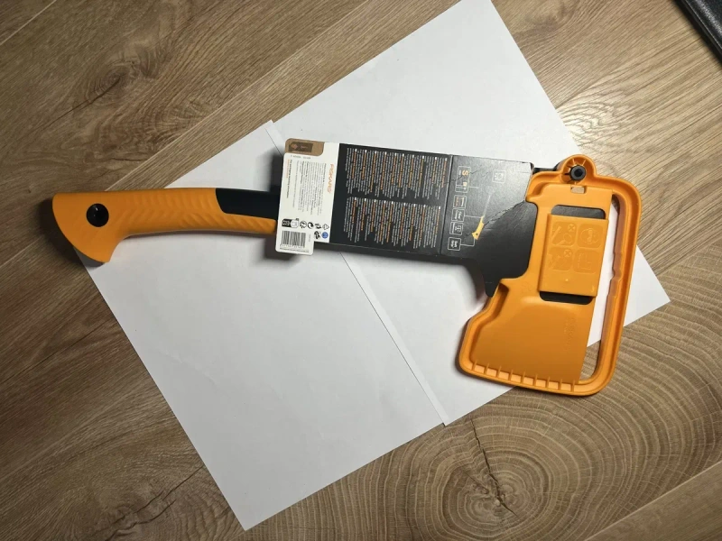 Сокира-колун Fiskars X18 — фото 3