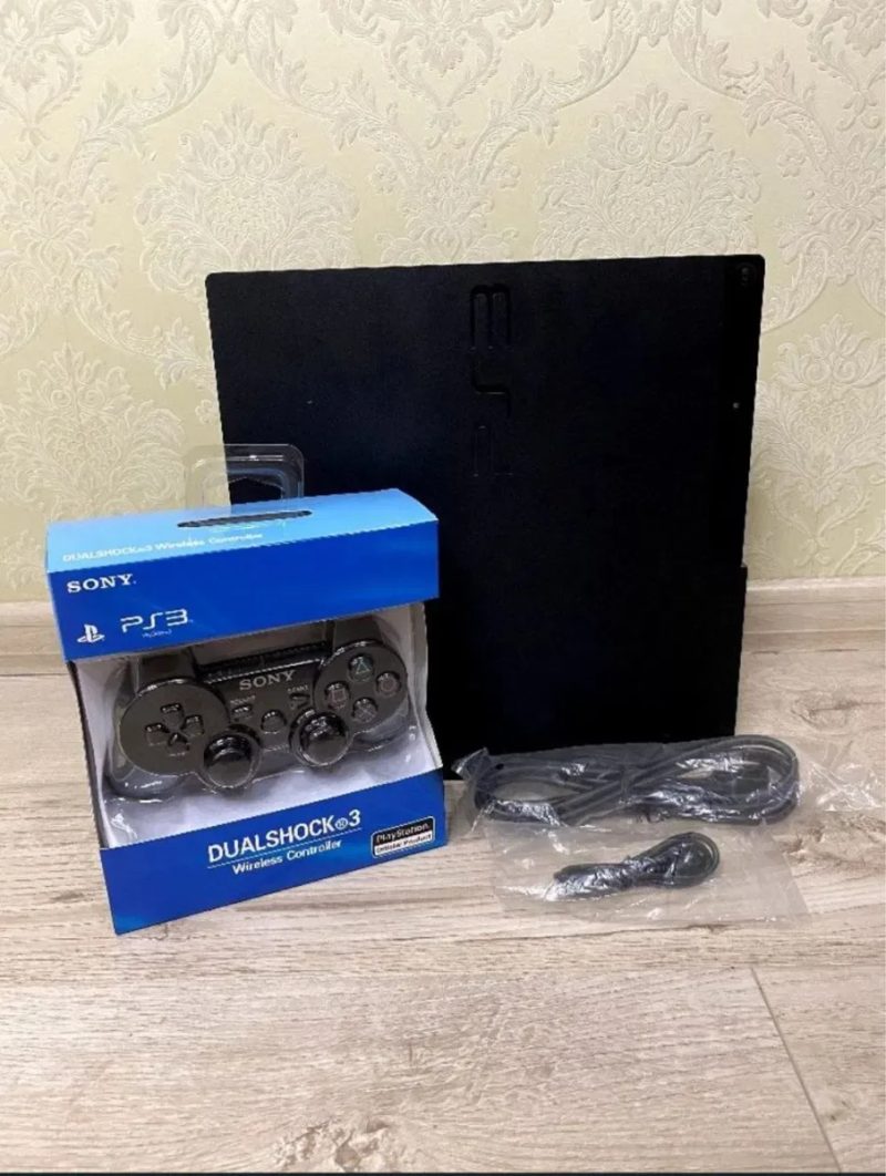 Sony PlayStation 3 Slim 250 GB з геймпадом та іграми — фото 2