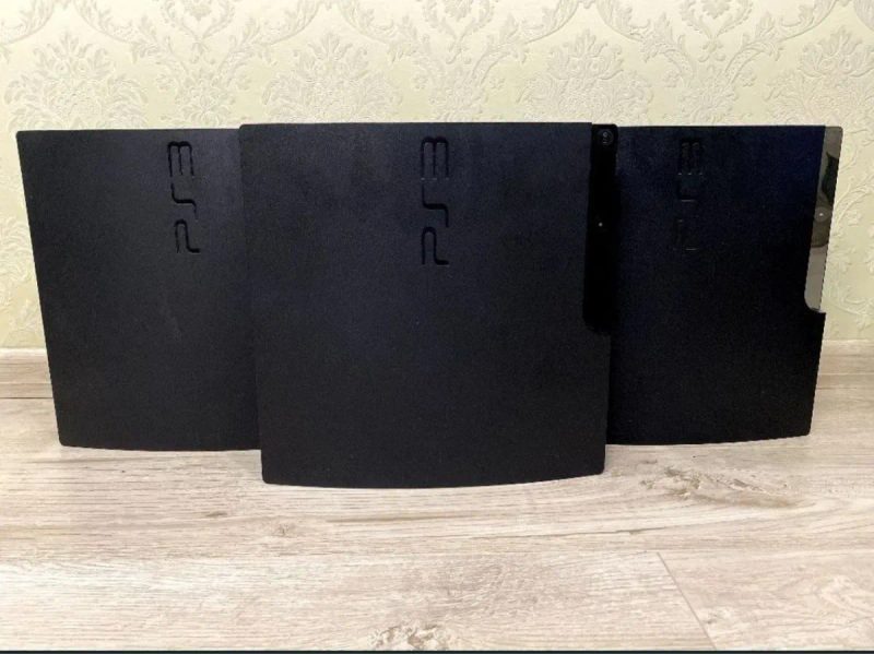 Sony PlayStation 3 Slim 250 GB з геймпадом та іграми — фото 4