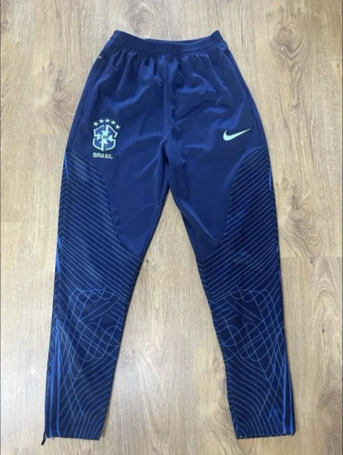 Спортивні штани Nike Brazil M