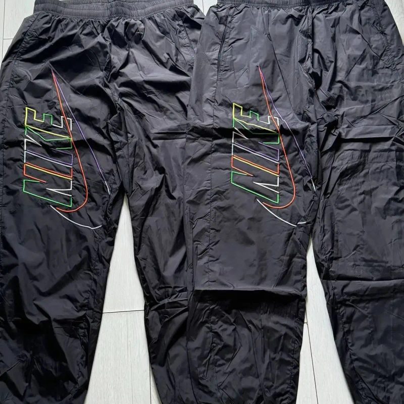 Спортивні штани Nike Club Woven Pants,розмір XL — фото 6