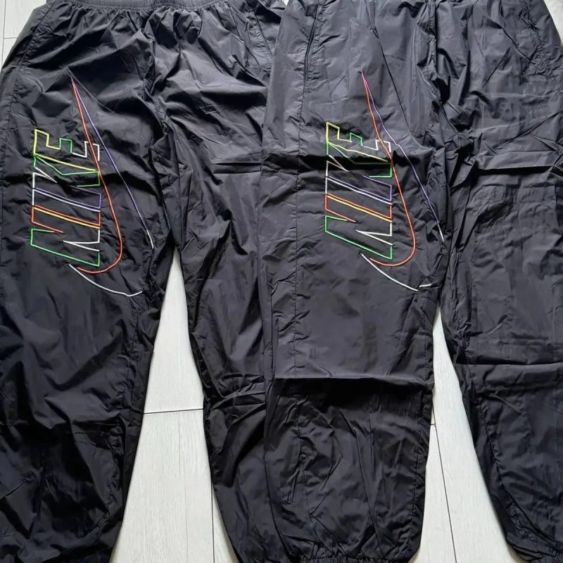 Спортивні штани Nike Club Woven Pants,розмір XL — фото 7