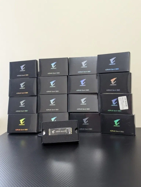 SSD m.2 NVMe AORUS 1TB Gen4 | ССД PCIe gen4.0 x4 на контролері Phison з DRAM кешем 1800TWB