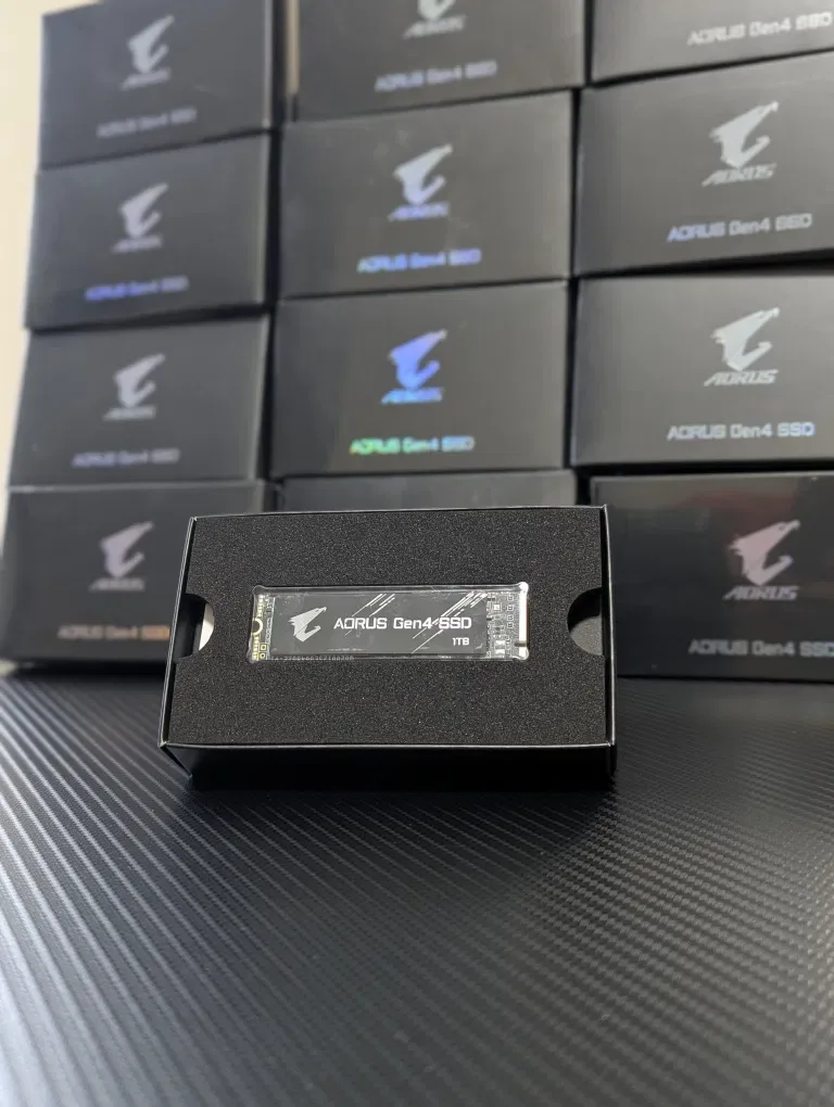 SSD m.2 NVMe AORUS 1TB Gen4 | ССД PCIe gen4.0 x4 на контролері Phison з DRAM кешем 1800TWB — фото 2