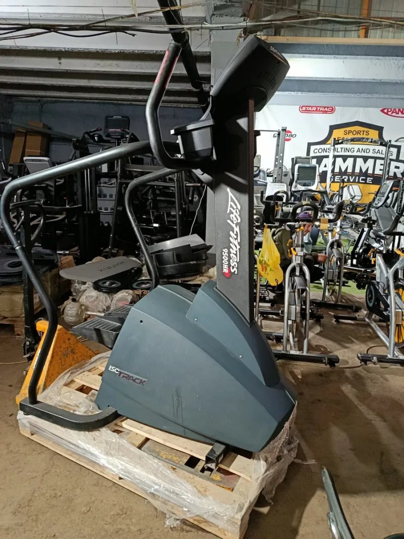 Степпер професійний ‼️Life Fitness (тренажер-імітатор ходьби сходами) 9500HR IsoTrack. — фото 3