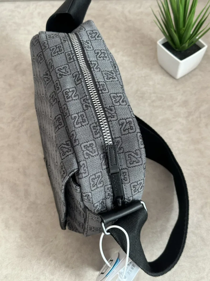 Сумка Air Jordan Monogram Crossbody | Nike, найк, джордан месенджер — фото 3