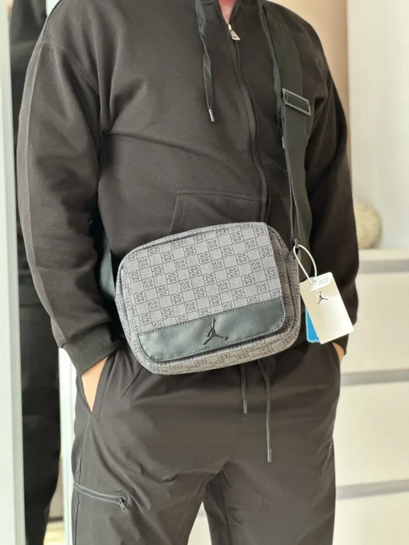 Сумка Air Jordan Monogram Crossbody | Nike, найк, джордан месенджер — фото 7