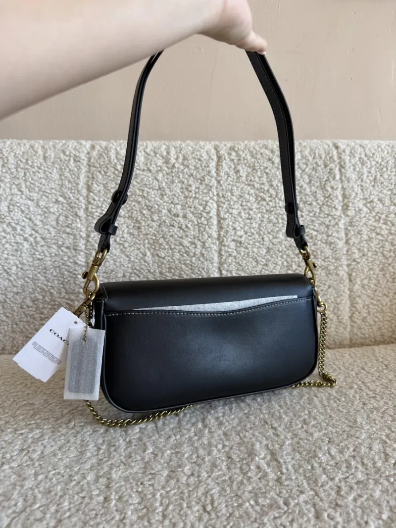 Сумка Coach Brook Flap Chain Bag шкіряна — фото 6