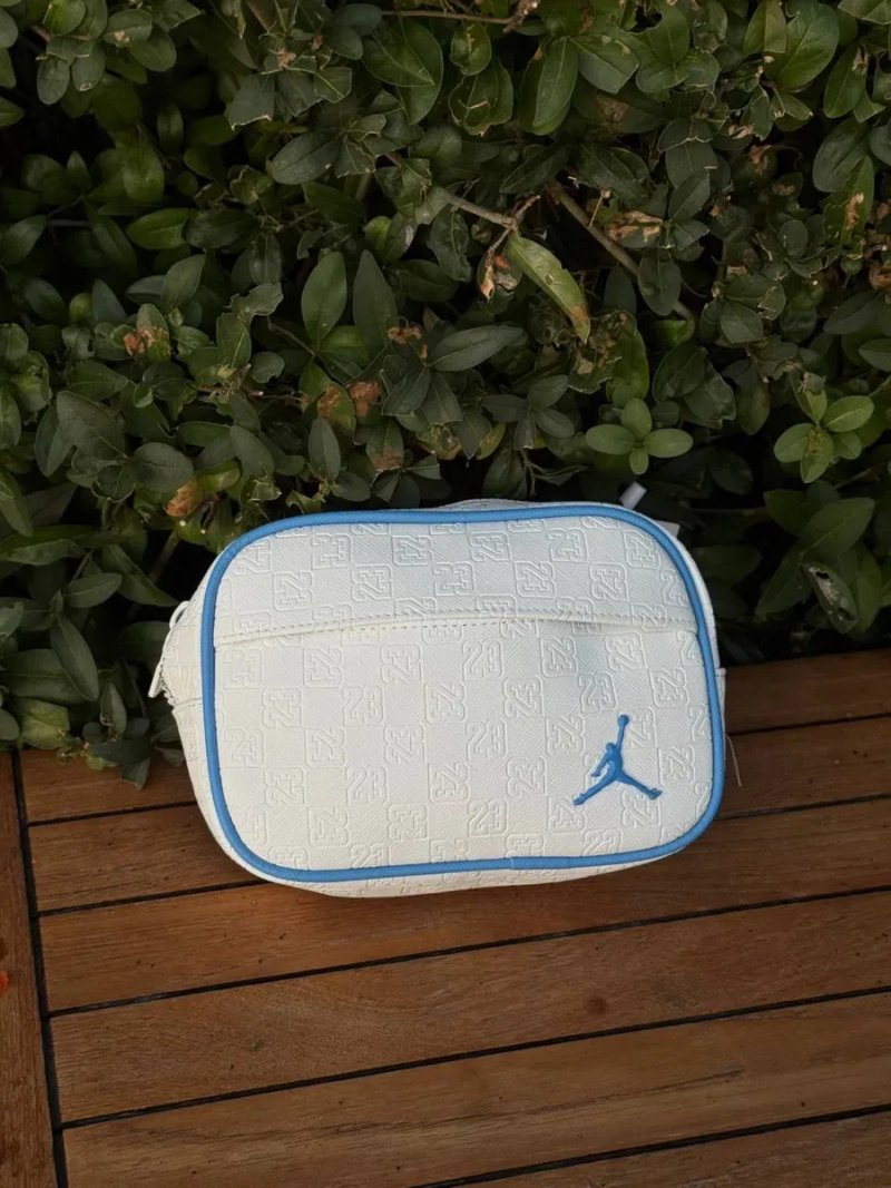 Сумка Jordan Monogram через плечо черная барсетка Джордан 23 монограм | Барсетка Джордан Монограм беля кожаная мужская через плечо черная сумка Jordan — фото 6