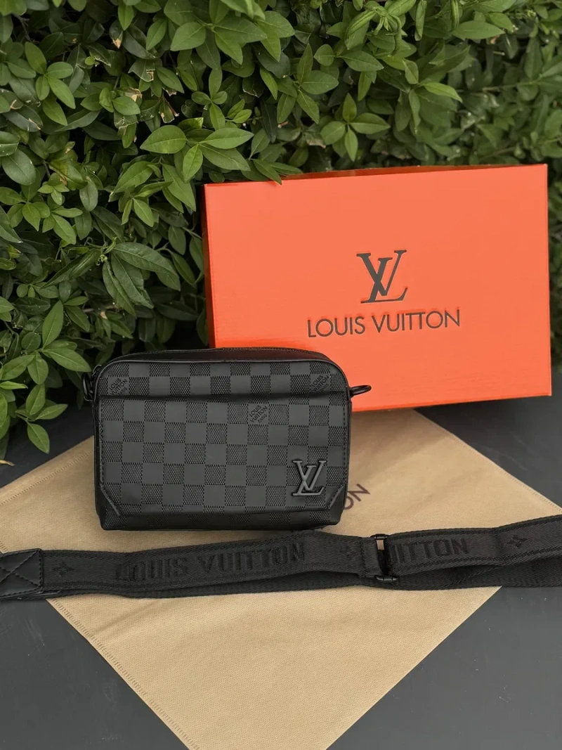 Сумка Louis Vuitton черная мужская сумка Лв спортивная через плечо кожаная барсетка Луи Витон | Сумка чоловіча Louis Vuitton біла Луї Вітон — фото 7