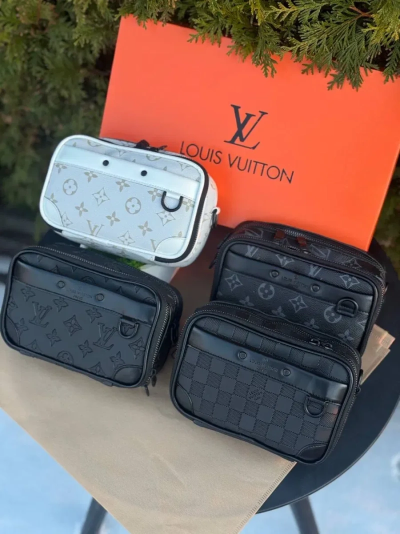 Сумка Louis Vuitton мужская черная барсетка LV барсетка Луи Витон | Барсетка шкіряна Луї Вітон чоловіча чорна сумка через плече Louis Vuitton чорна — фото 2