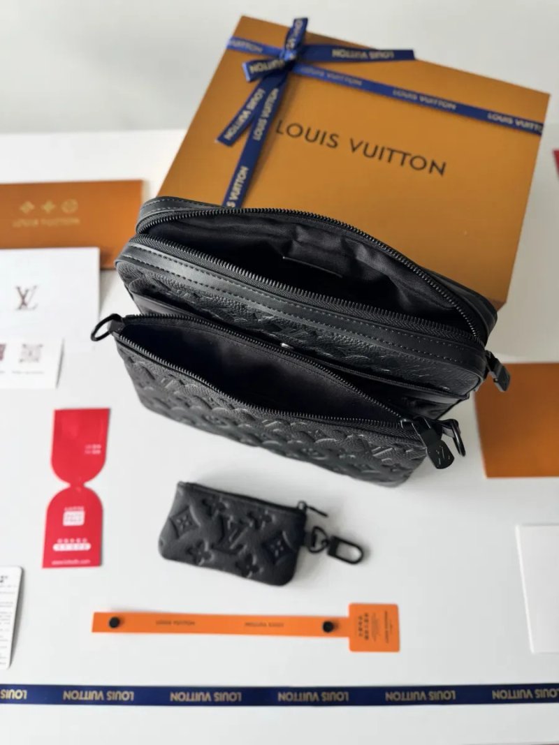 Сумка Louis Vuitton Trio Messenger Bag, чоловіча чорна шкіряна сумка 3в1, месендер через плече 3в1 — фото 8