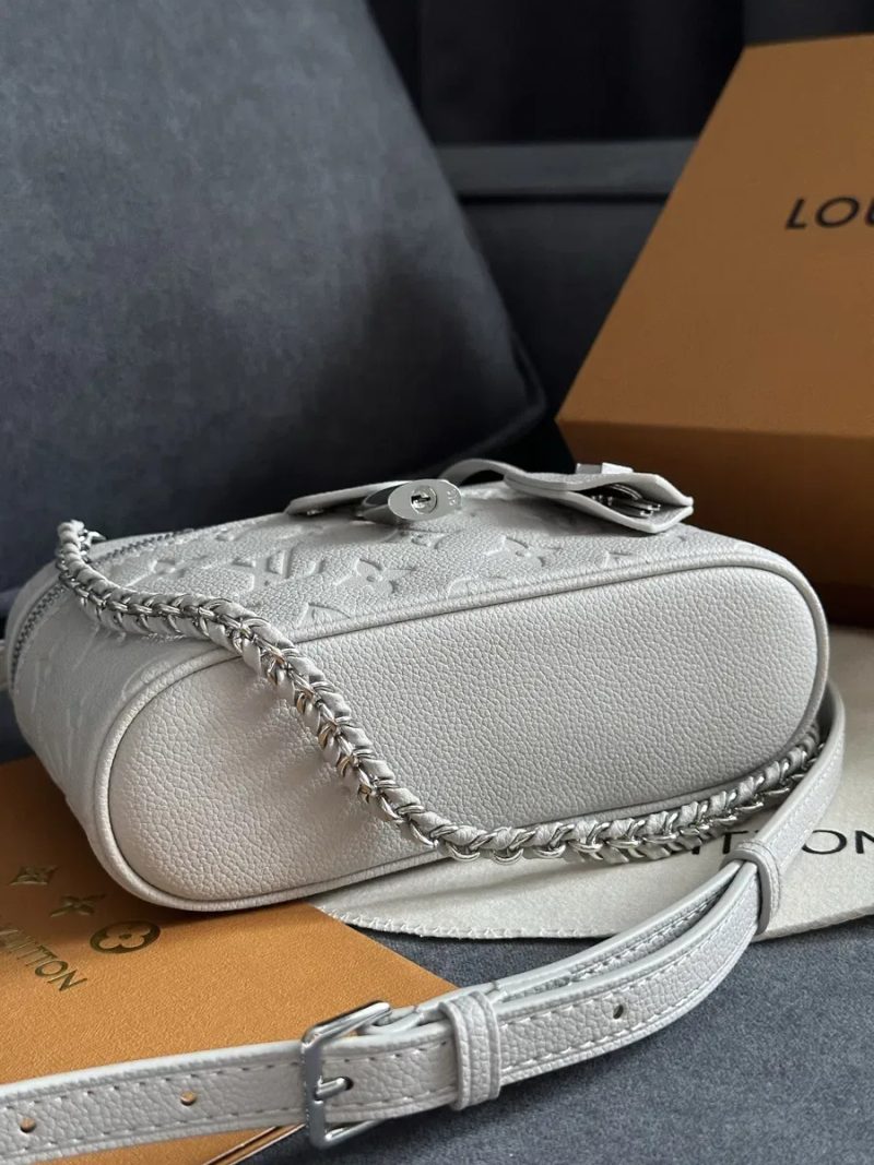 Сумка Louis Vuitton в натуральній шкірі, vanity chain pouch, lv , луі вітон — фото 7