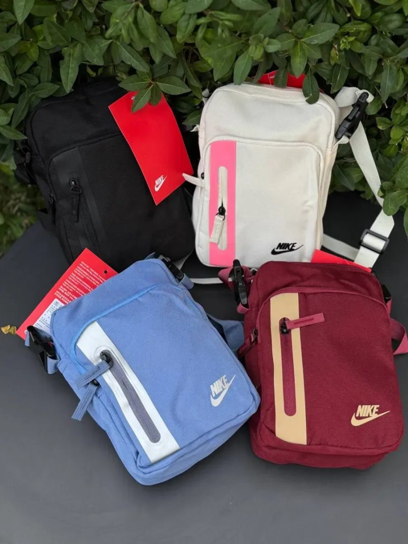 Сумка Nike Tech Fleece мужская через плечо барсетка Найк Теч Флис белая спортивная Месенджер Найк | Сумка чоловіча Найк Теч Фліс чорна спортивна — фото 2