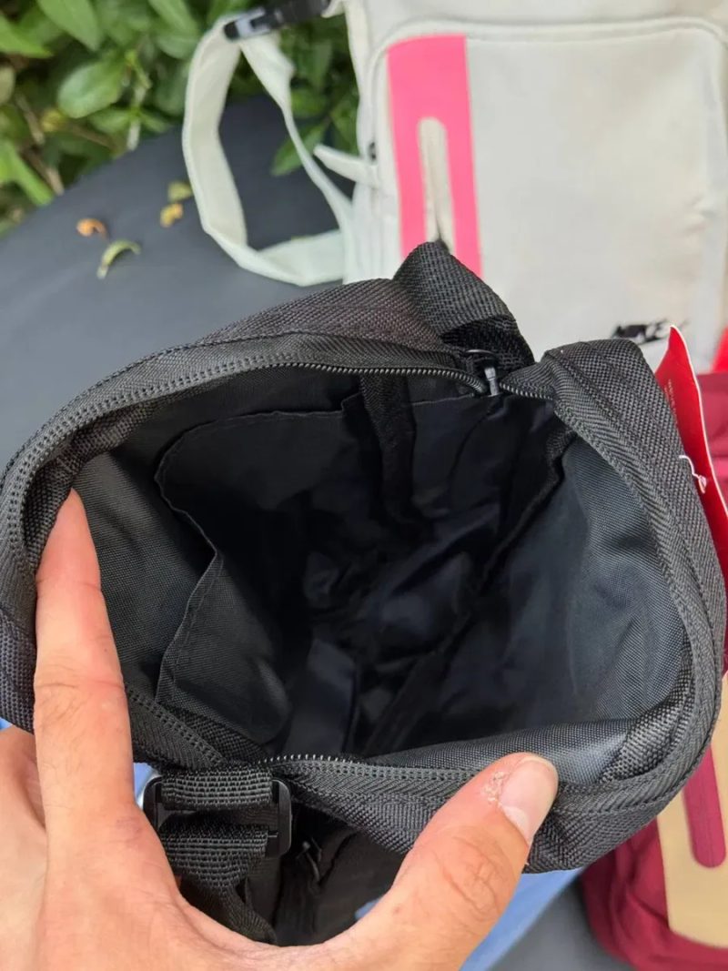 Сумка Nike Tech Fleece мужская через плечо барсетка Найк Теч Флис белая спортивная Месенджер Найк | Сумка чоловіча Найк Теч Фліс чорна спортивна — фото 3