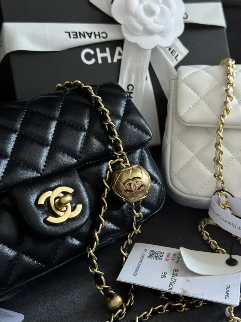 Сумка шкіряна chanel, шанель біла та чорна — фото 3