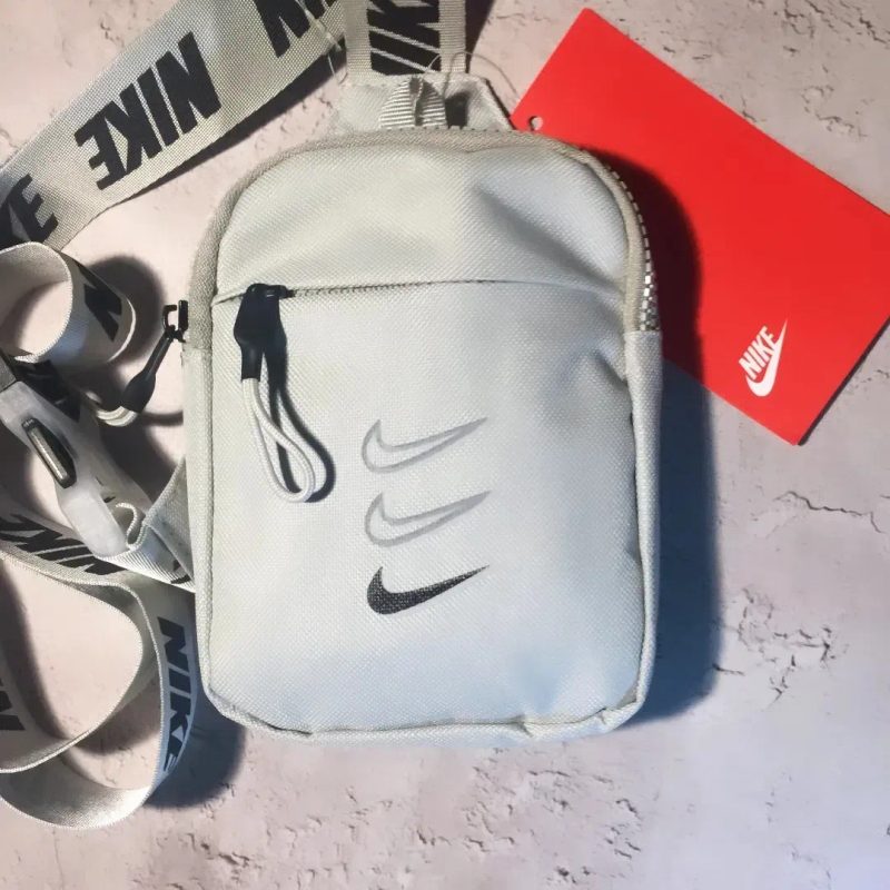 Сумка сумочка месенджер nike барсетка найк банака mini bag маленькая — фото 3