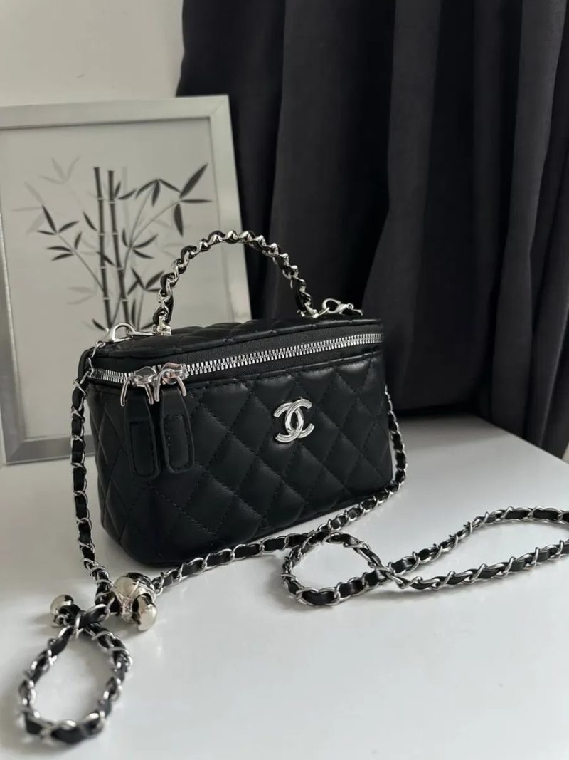 Сумка в стилі шанель chanel, популярна модна міні сумочка бочонок — фото 3