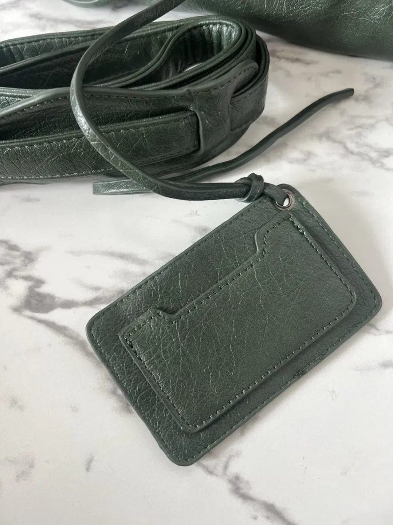 Сумка з лого balenciaga city bag — фото 7